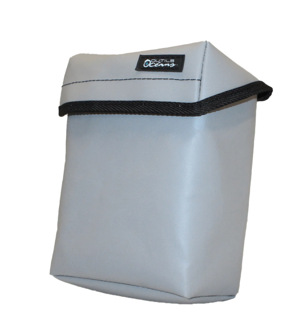 Gary Organizer with Velcro Flap